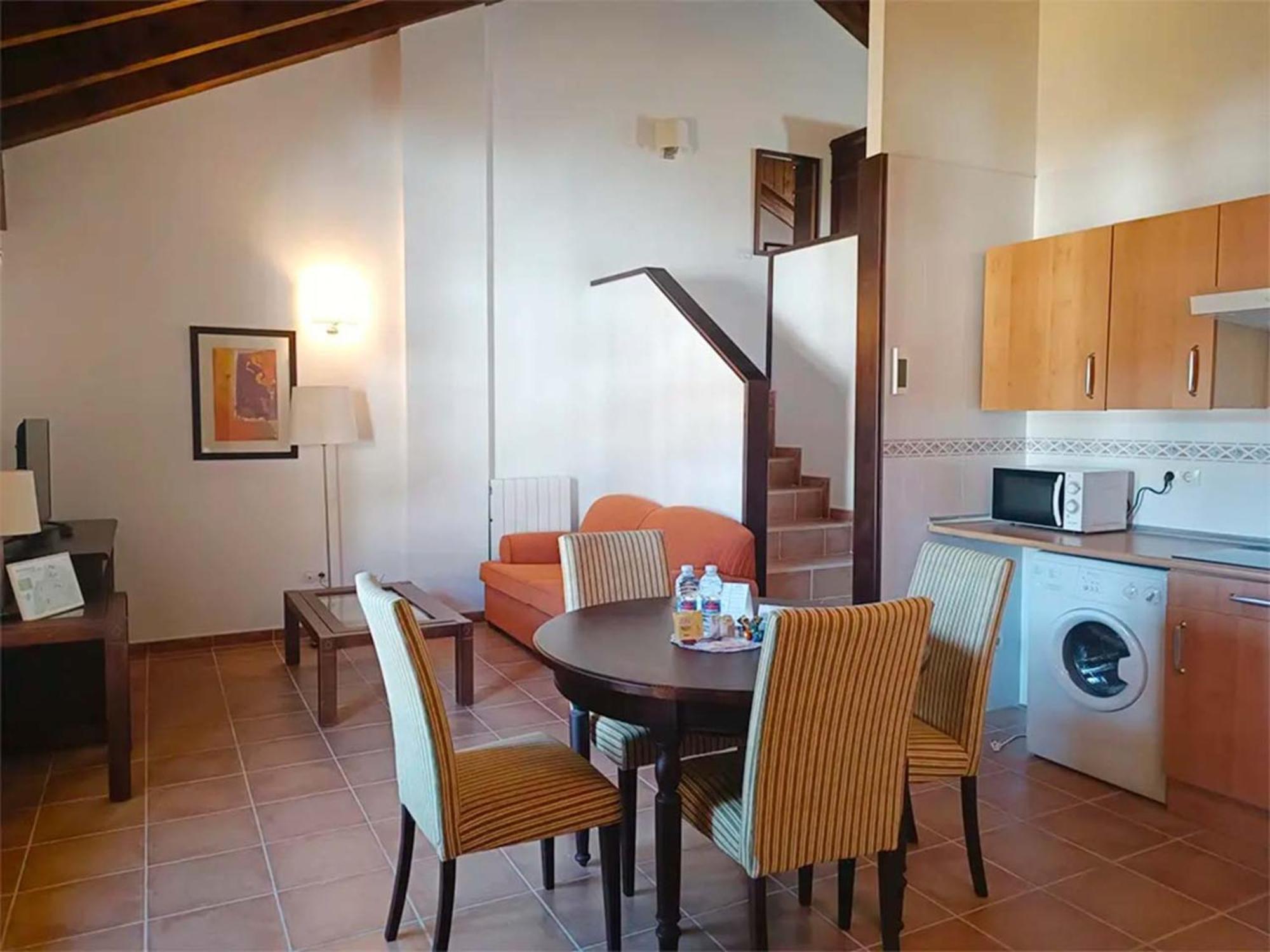 Apartamentos Jaca Badaguas 3000 Exteriör bild